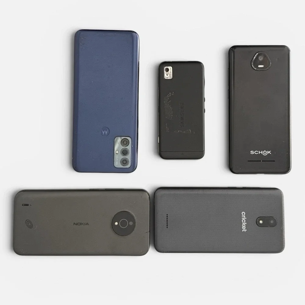 Android Lot of 5 FOR PARTS‎ ONLY